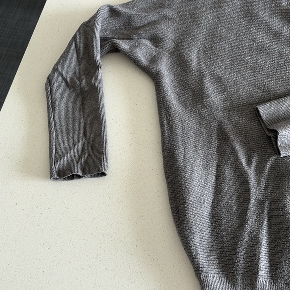 Bluivy Sweater - Picture 2 of 4